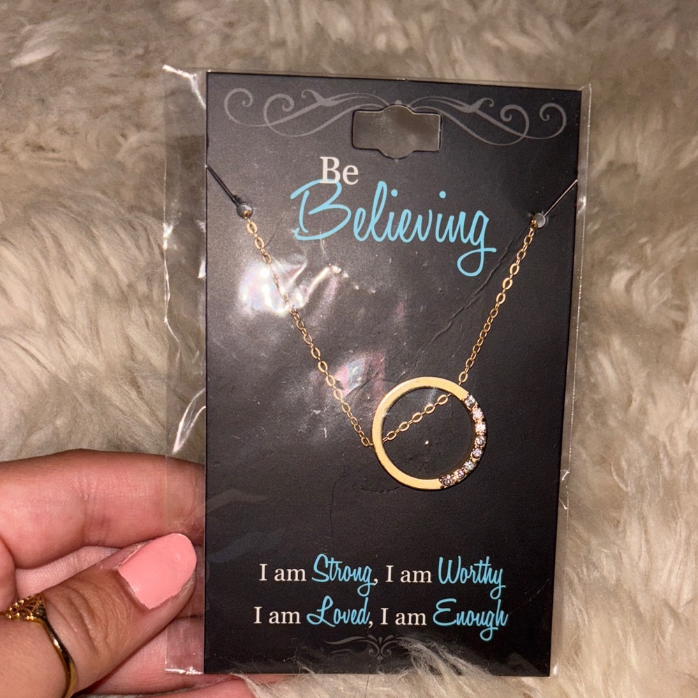Elegant Gold Circle Pendant Necklace